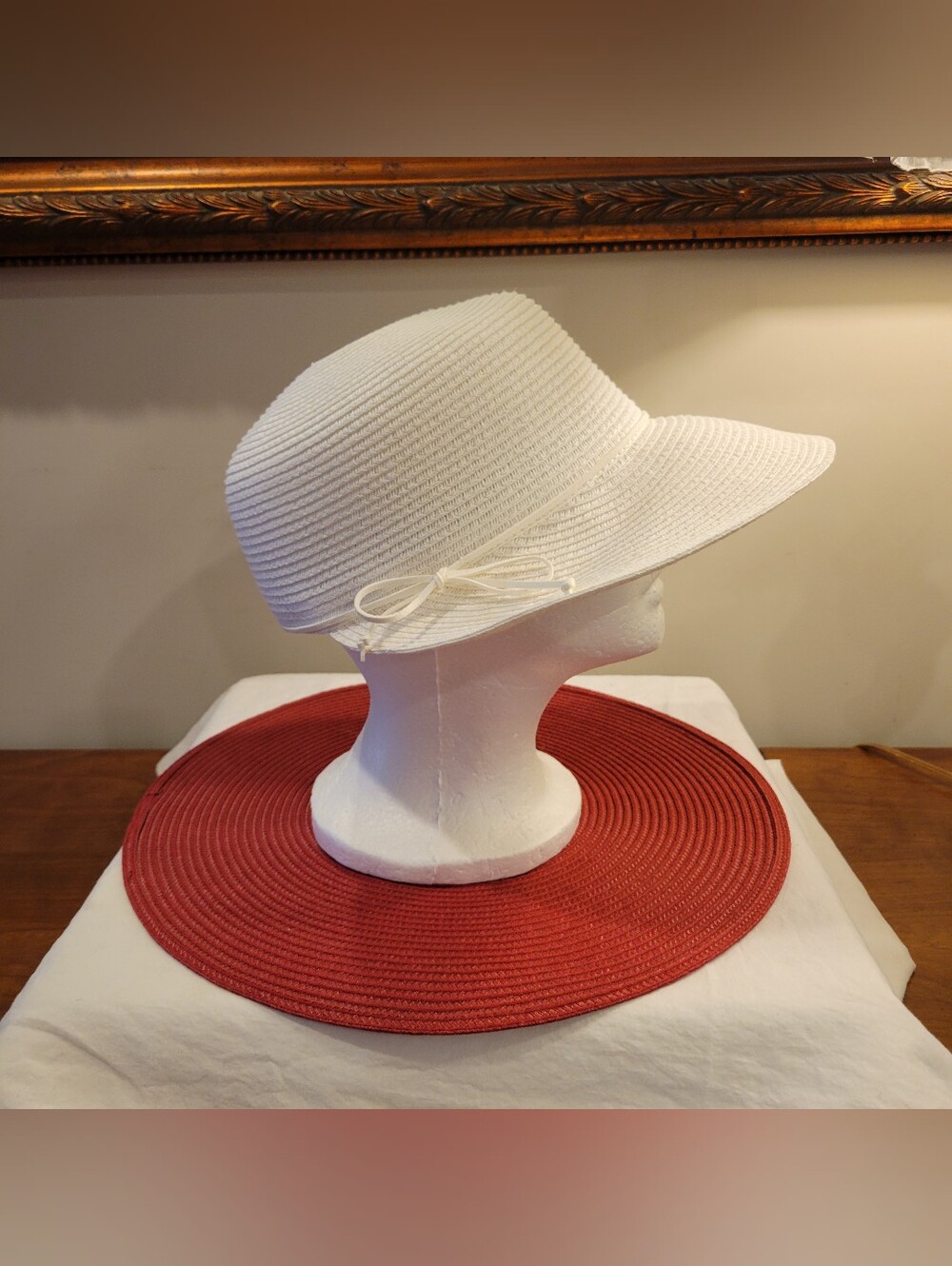 🏖NWOT~NINE WEST White Sun Hat with Bow Detail